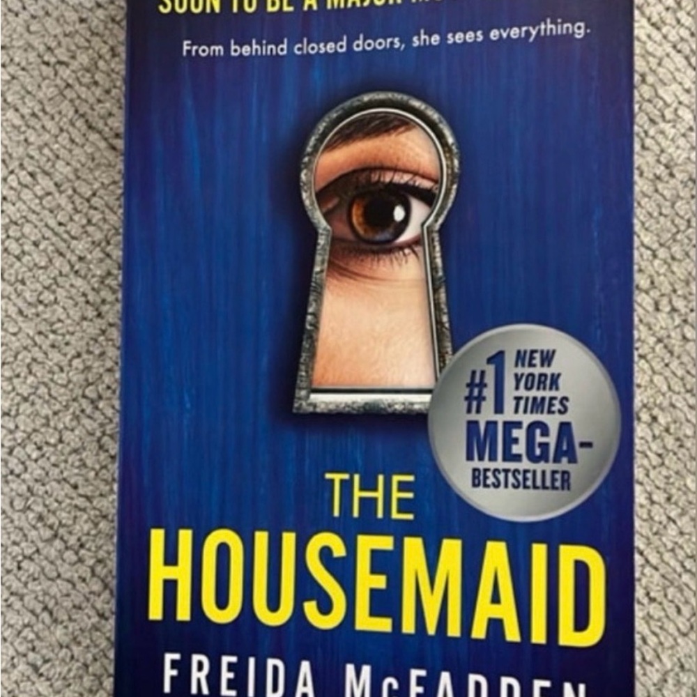The Housemaid by Freida McFadden, Paperback, Bestseller Book